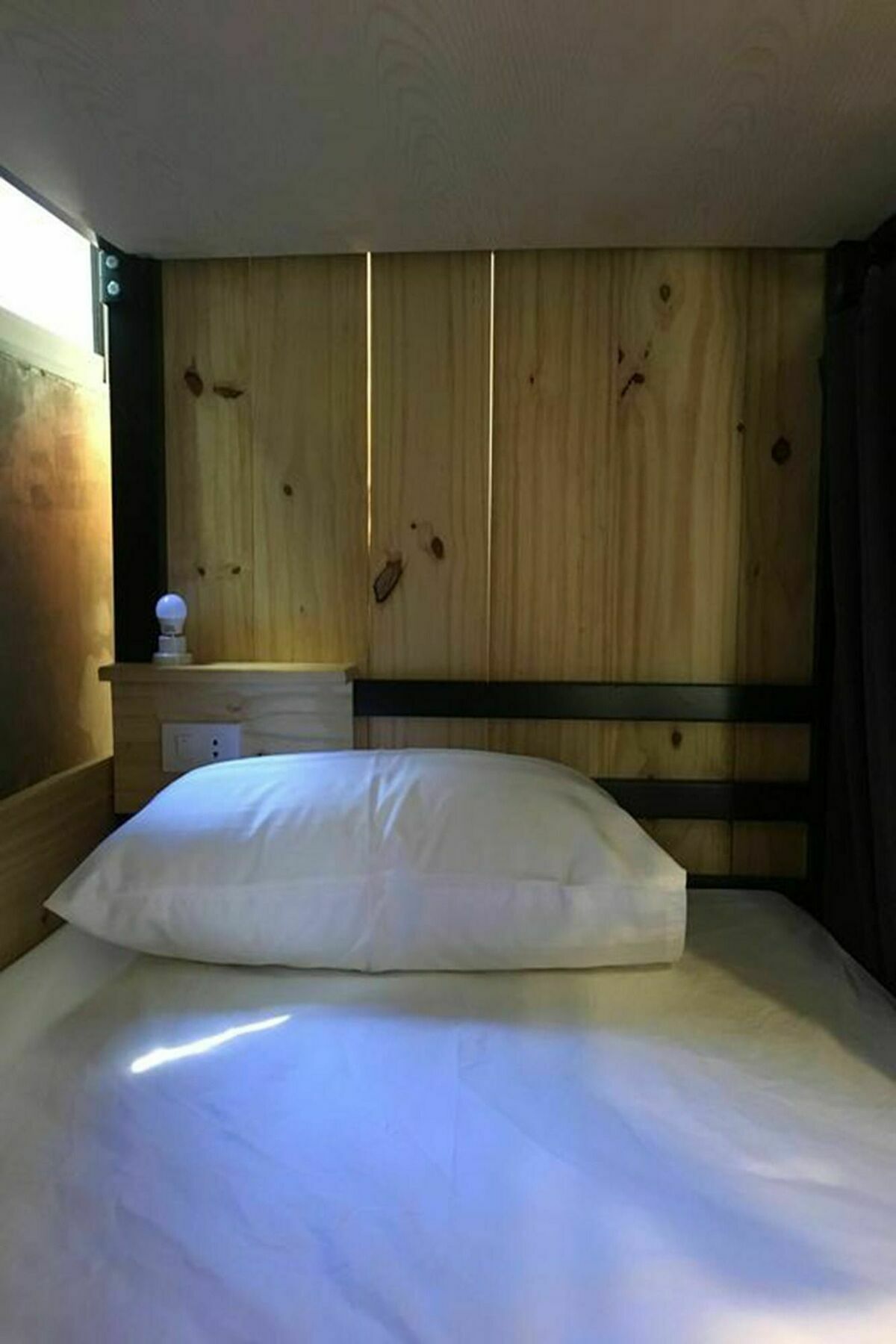 Luck Yimm Hostel (Adults Only) Bangkok Exterior photo